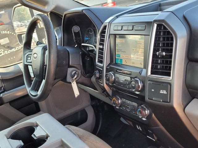 Used 2017 Ford F250 XLT w/ XLT Premium Package AWD/4WD image 11