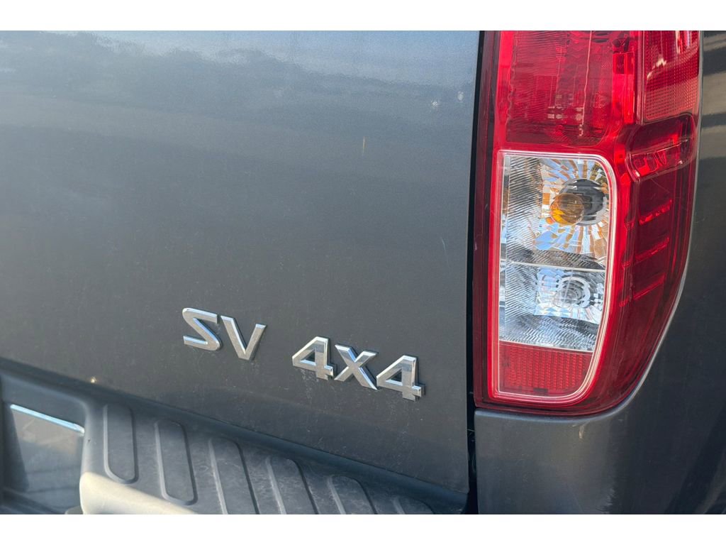 Used 2018 Nissan Frontier SV image 7