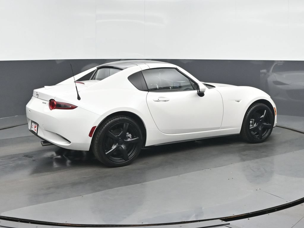 Used 2022 MAZDA MX-5 Miata RF Grand Touring RWD image 3