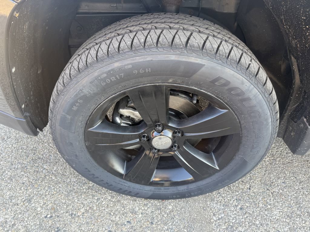 Used 2016 Jeep Compass Latitude w/ Sun/Sound Group image 21