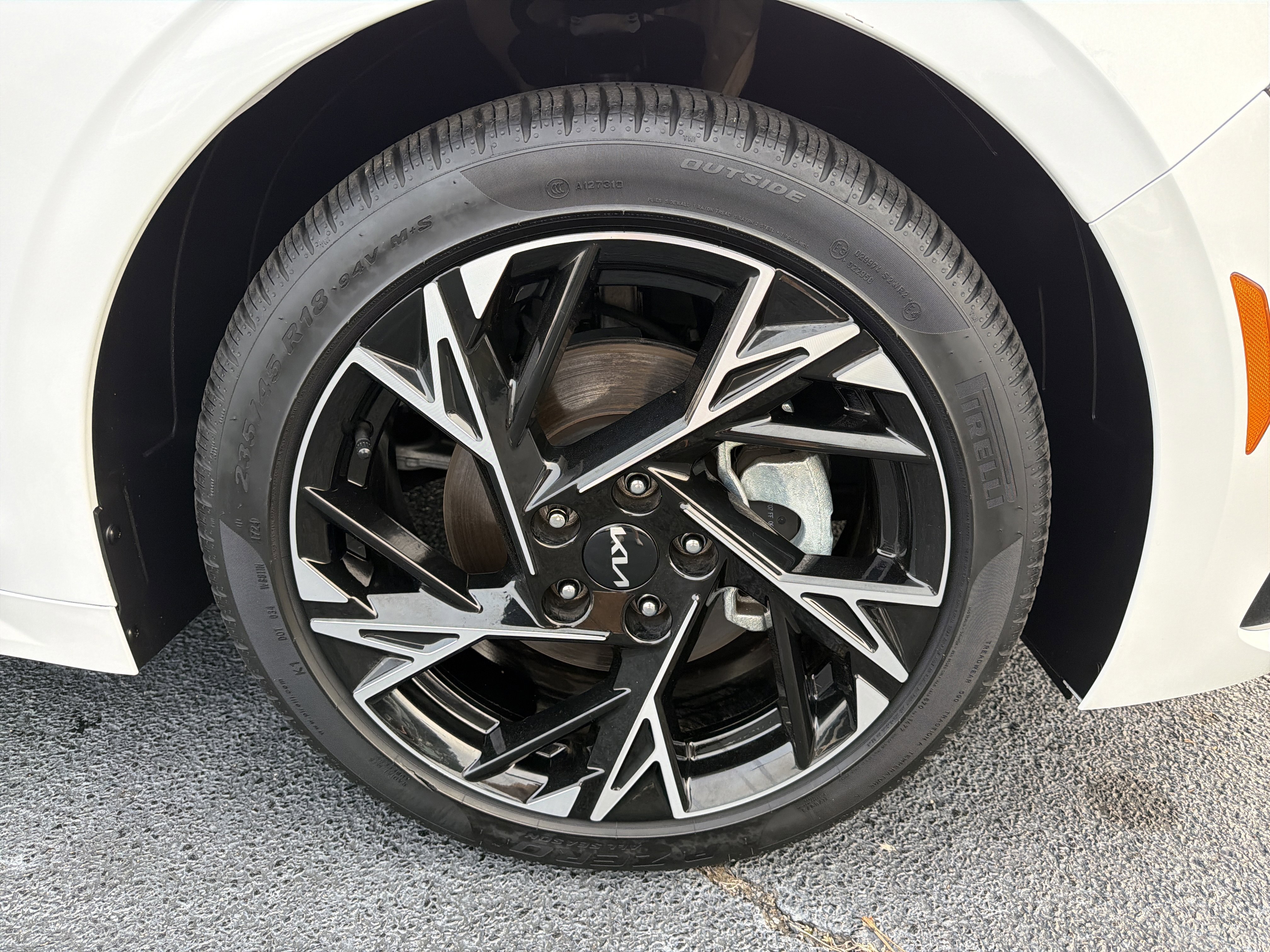 Used 2025 Kia K5 GT-Line w/ GT-Line Premium Package image 12