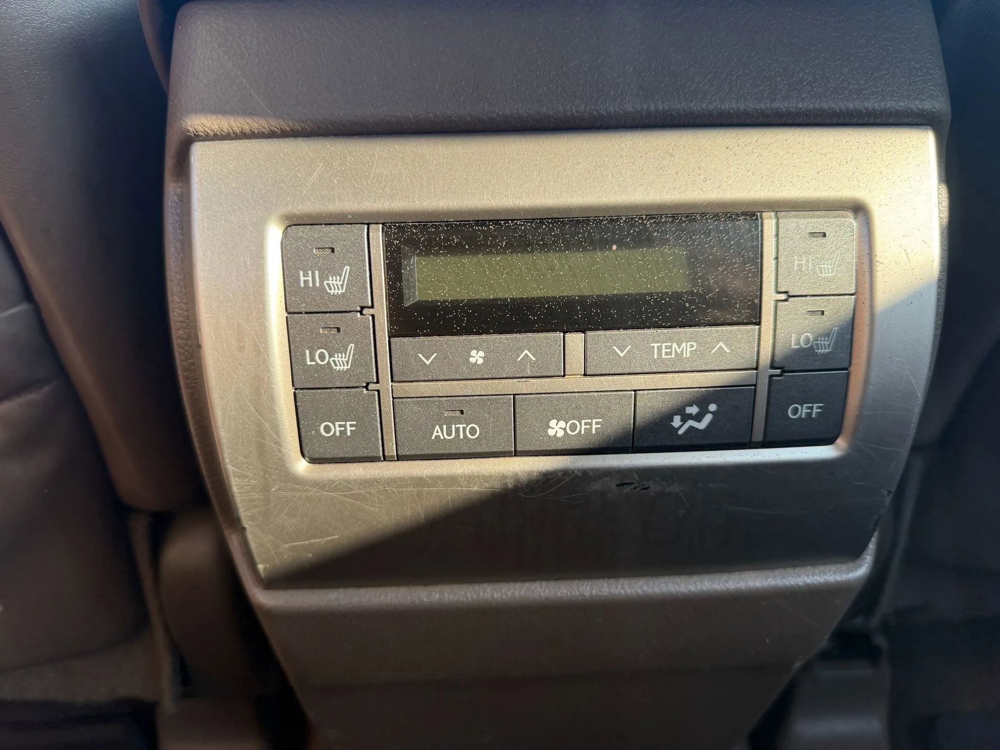 Used 2011 Lexus GX 460 image 18