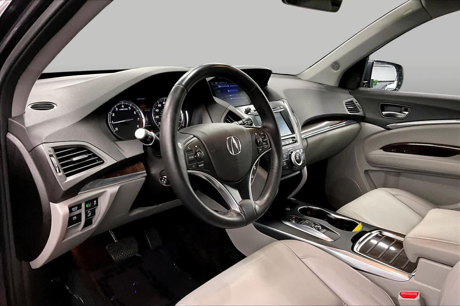 Used 2017 Acura MDX w/ Technology Package AWD/4WD image 17