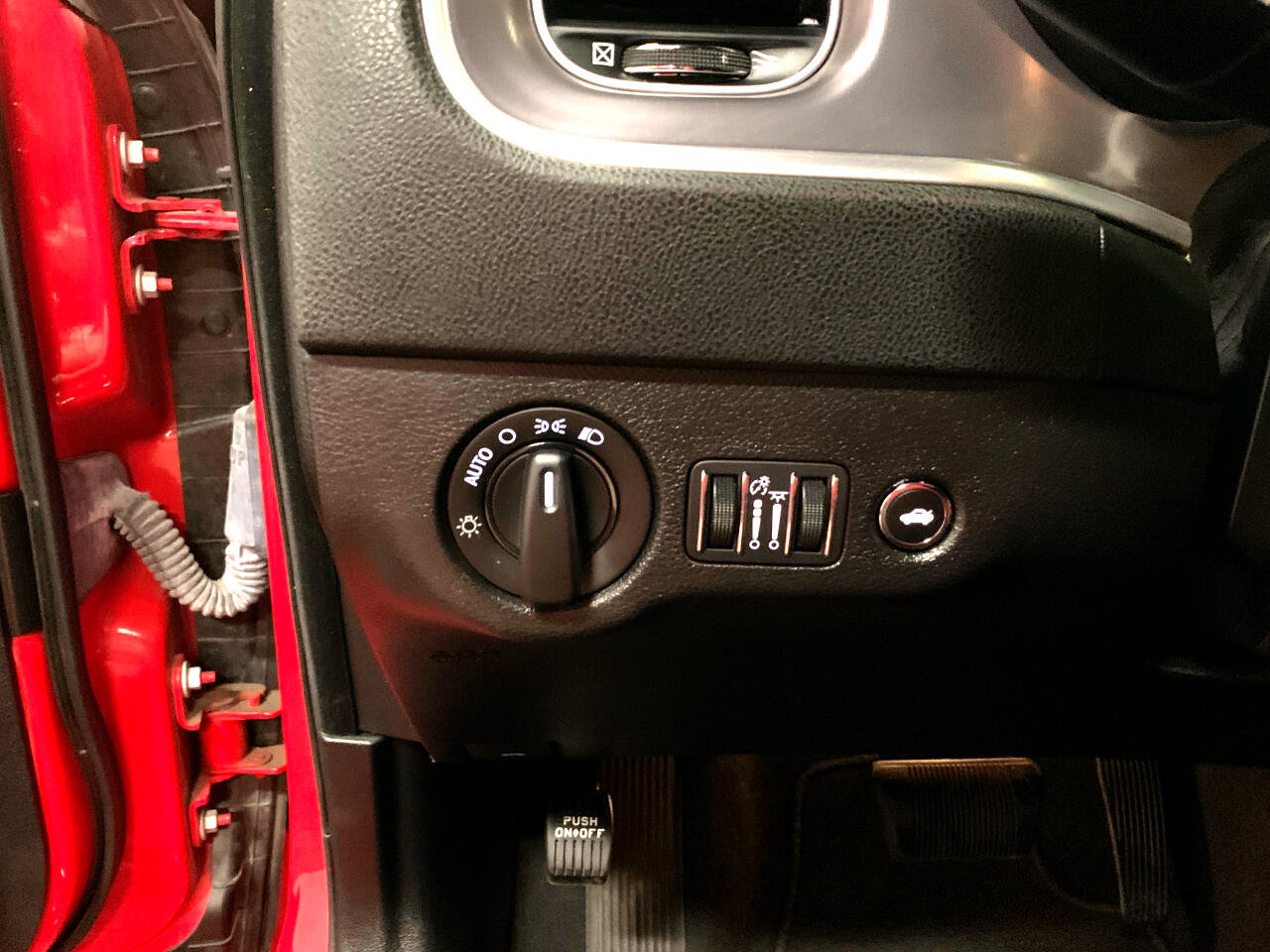 Used 2022 Dodge Charger SXT image 28