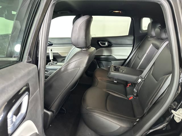 Used 2024 Jeep Compass Limited image 25