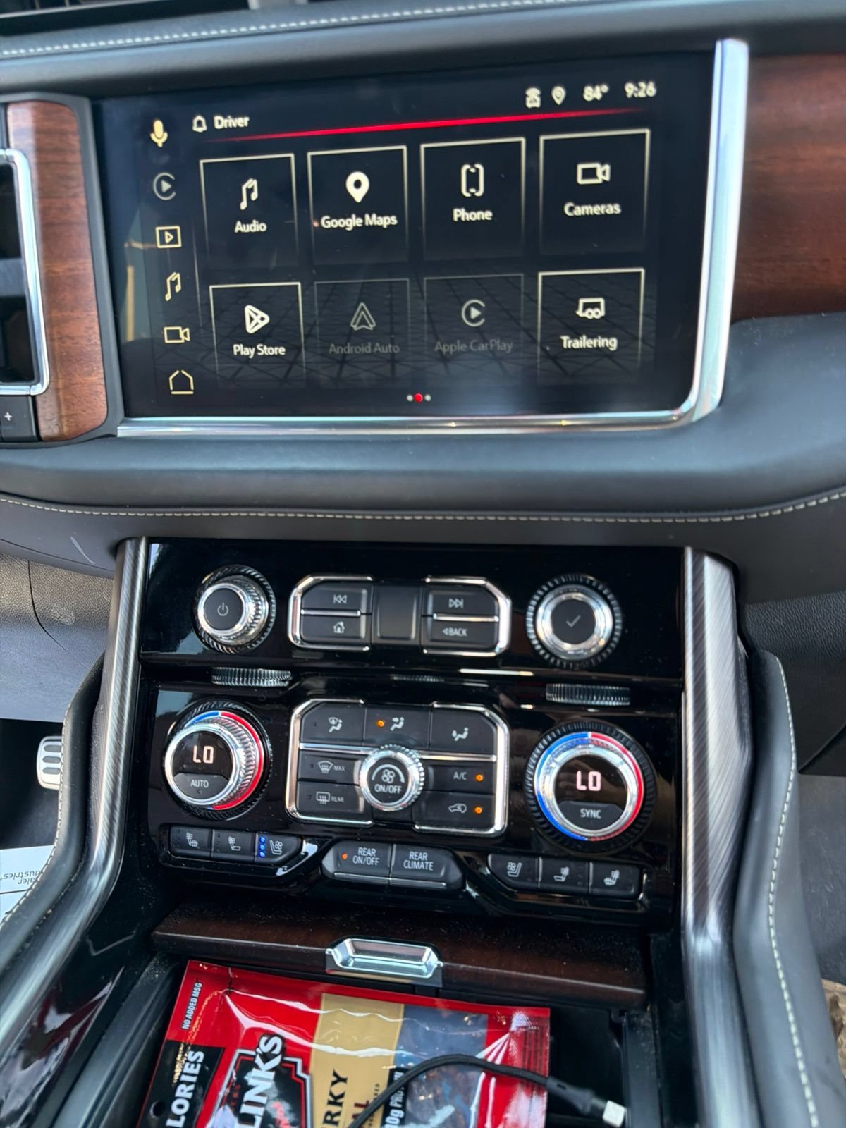Used 2023 GMC Yukon XL Denali Ultimate AWD/4WD image 19