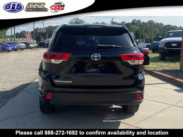 Used 2017 Toyota Highlander LE FWD image 6