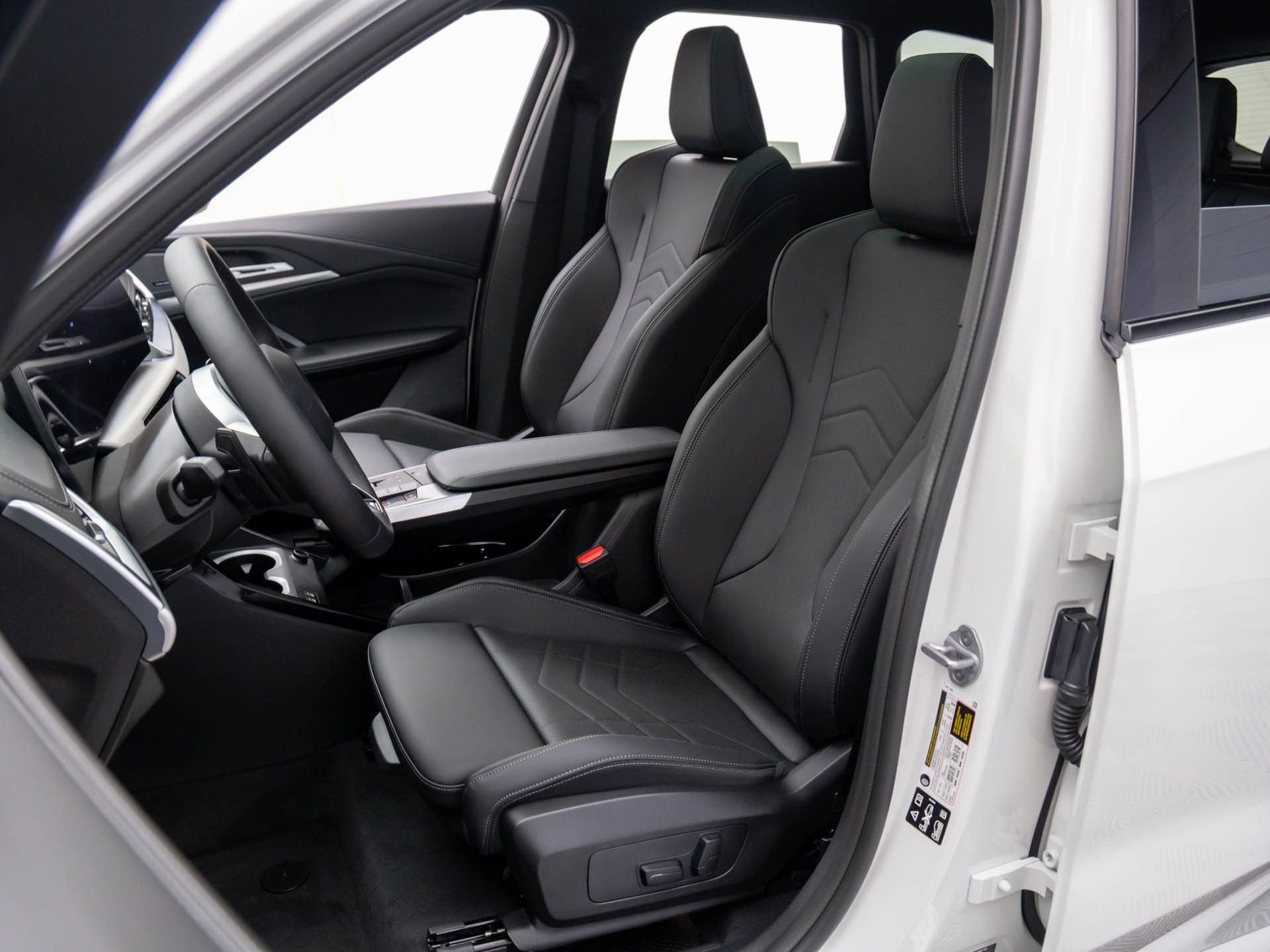 Certified 2026 BMW X1 xDrive28i image 15