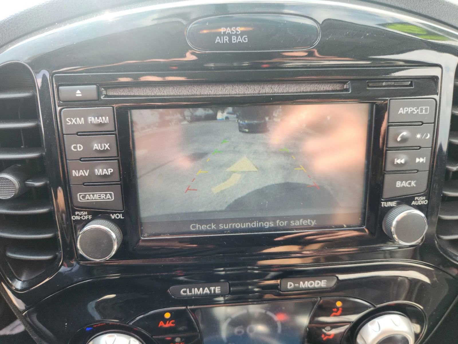 Used 2014 Nissan Juke SL w/ Sport Package FWD image 25