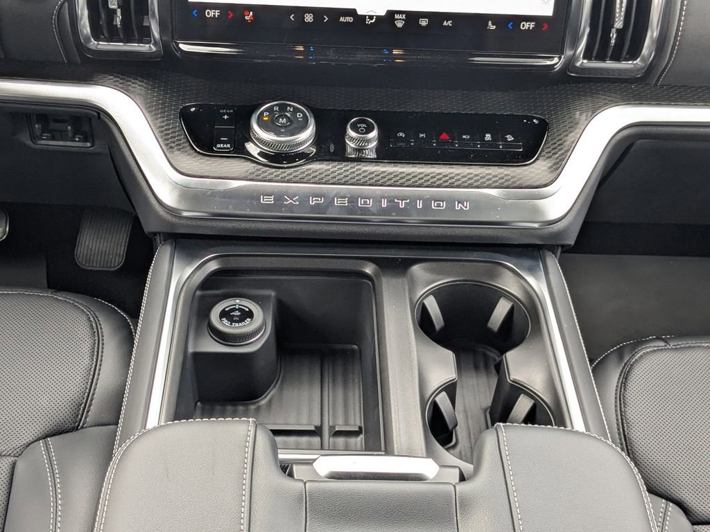 New 2026 Ford Expedition Max Platinum w/ Stealth Appearance Package image 20