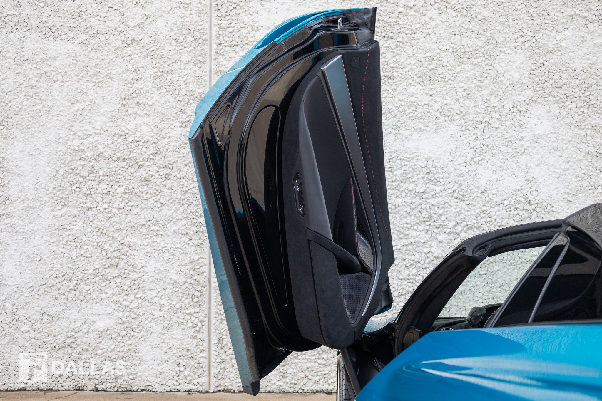 Used 2025 McLaren 750S Spider image 23