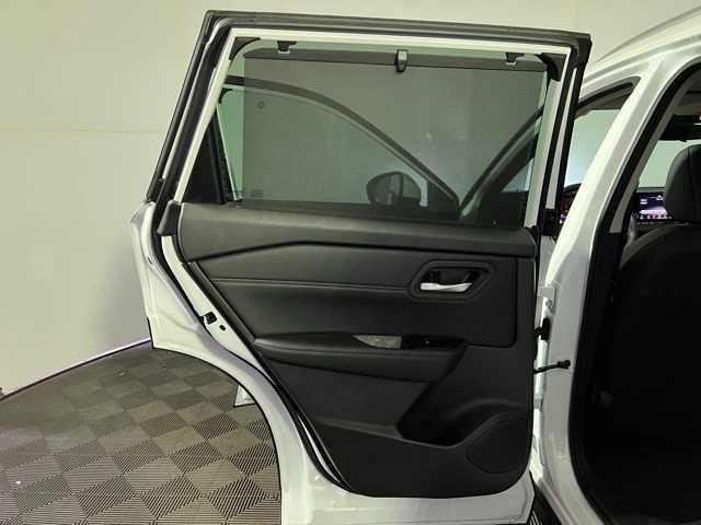 New 2026 Nissan Rogue SV w/ SV Premium Package image 17