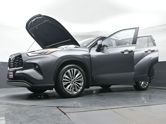 Used 2023 Toyota Highlander Platinum AWD/4WD image 53