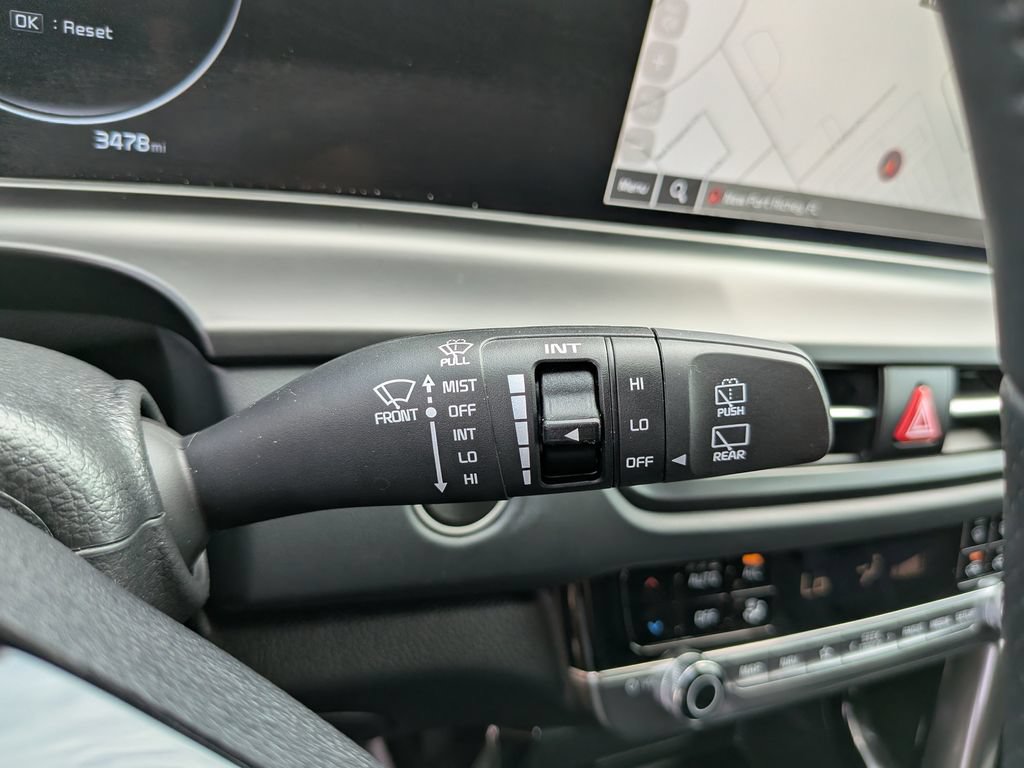 Certified 2026 Kia Seltos SX AWD/4WD image 36
