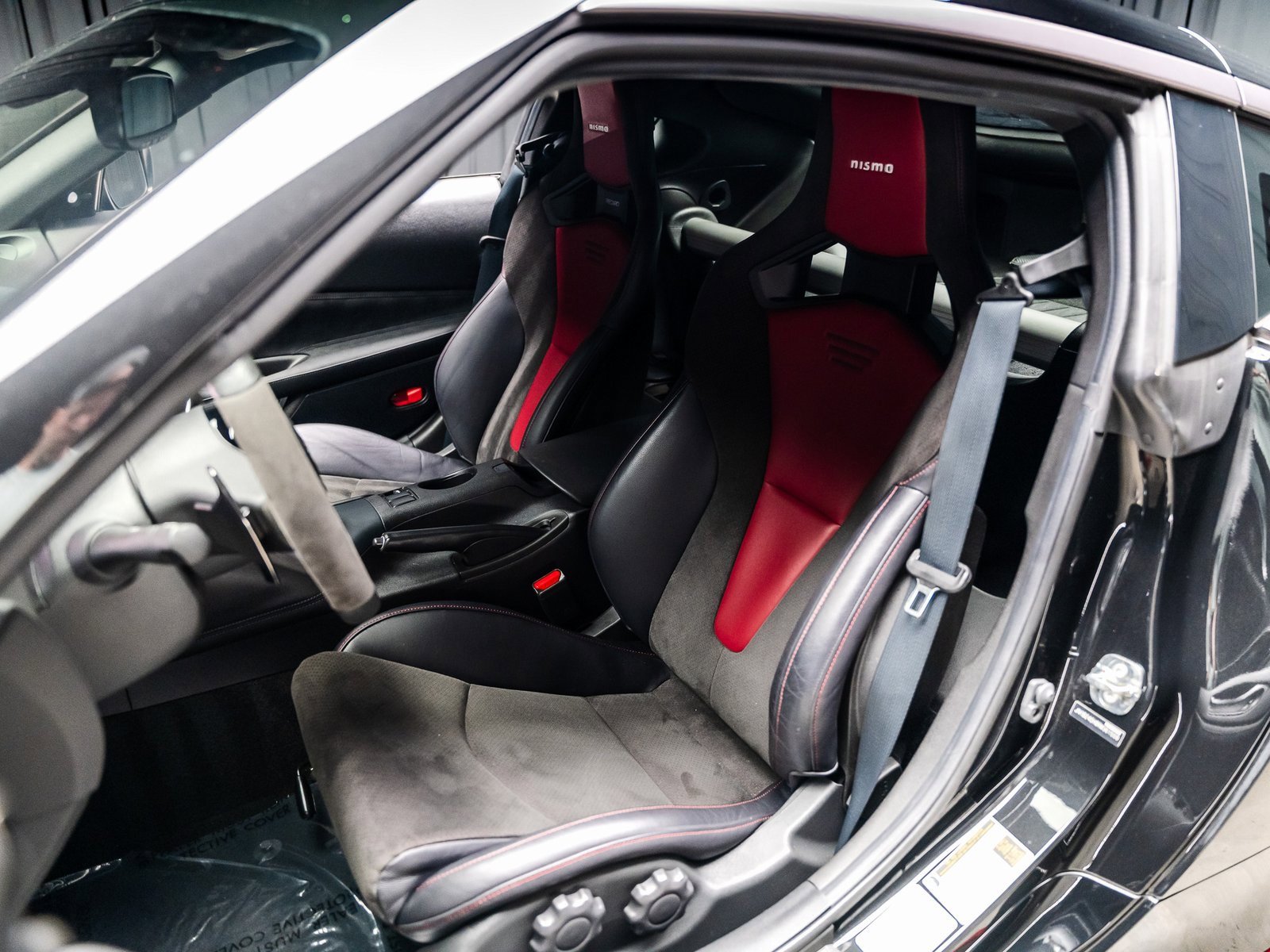 Used 2024 Nissan Z NISMO w/ Floor Mat Package image 44