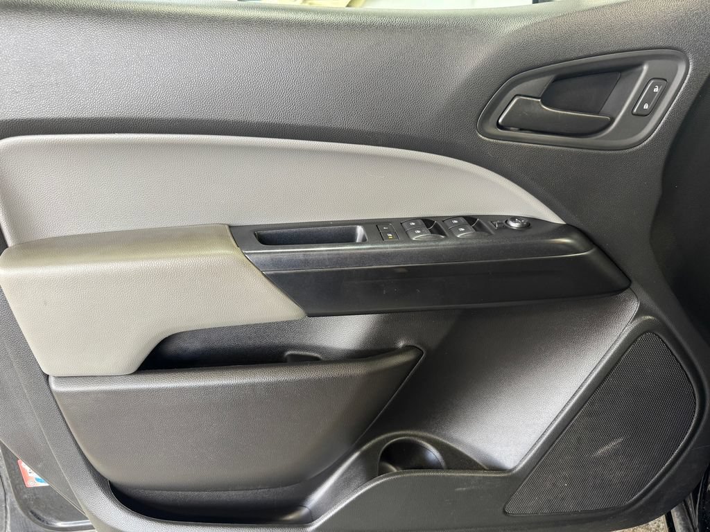 Used 2019 Chevrolet Colorado W/T w/ WT Convenience Package AWD/4WD image 10