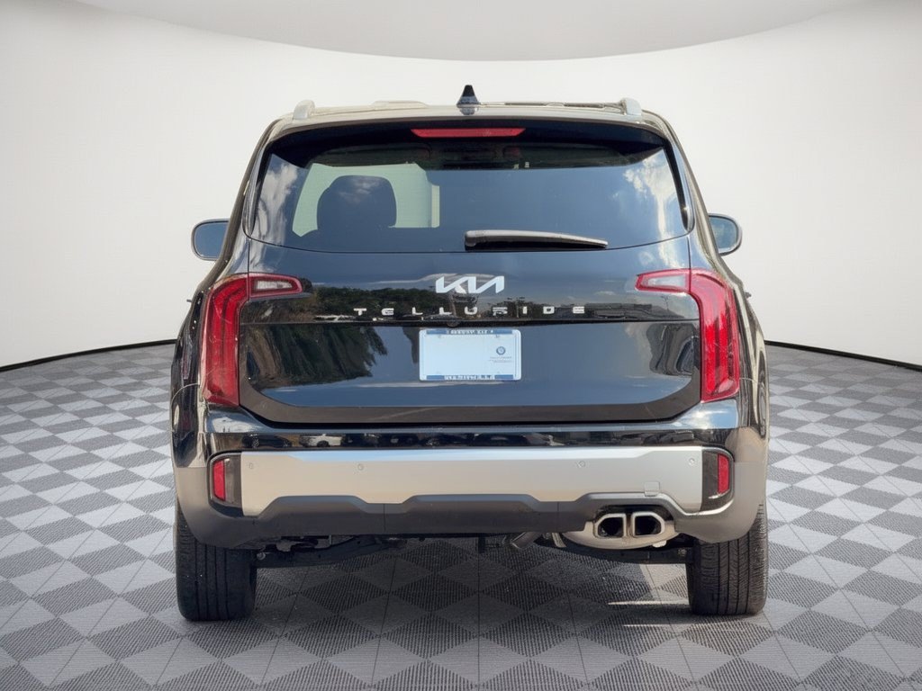 Used 2025 Kia Telluride S FWD image 11