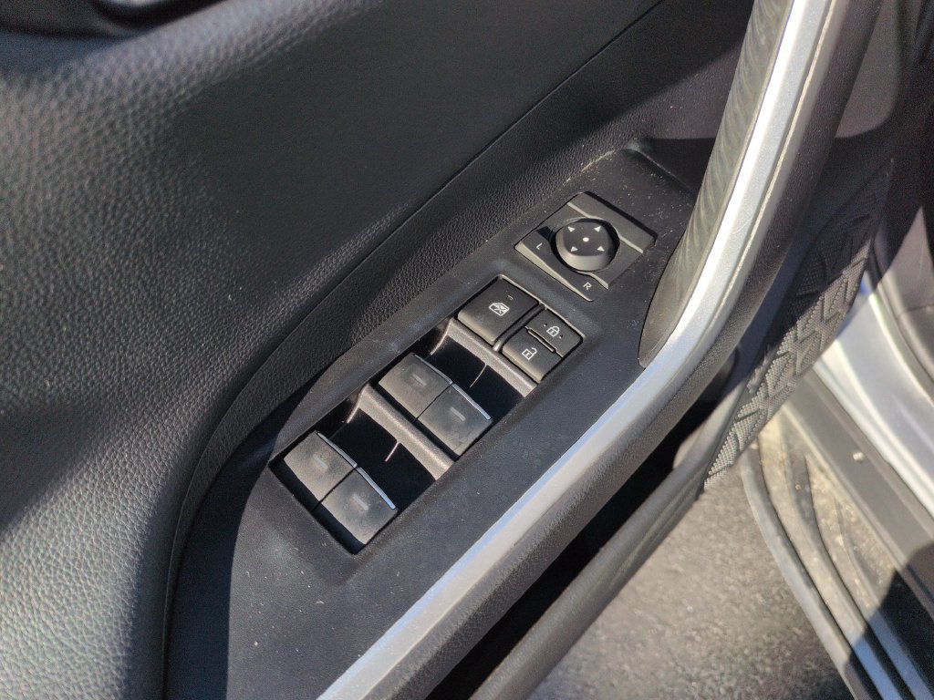 Certified 2023 Toyota RAV4 XSE AWD/4WD image 11