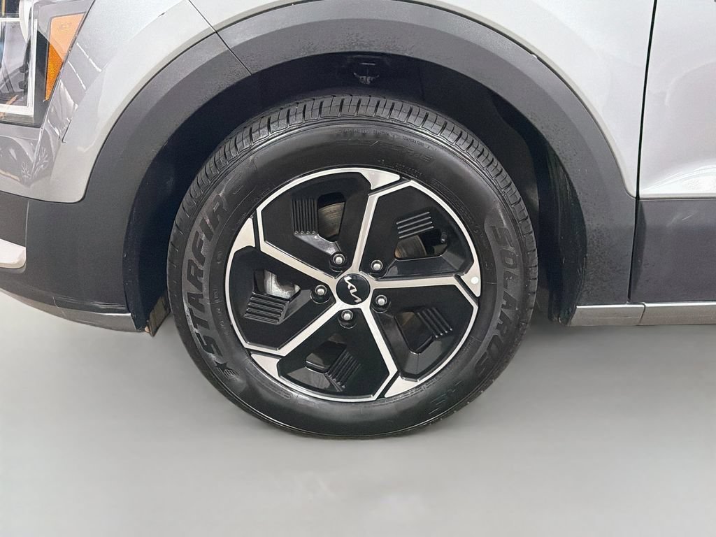 Used 2024 Kia Niro EX FWD image 31