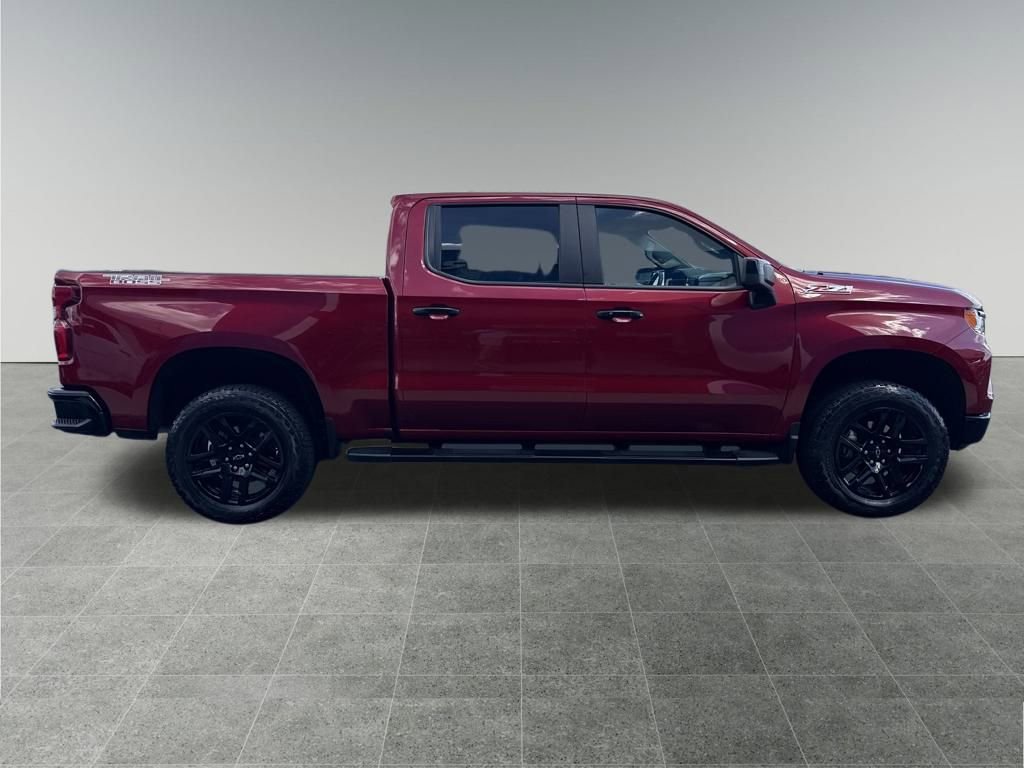 Used 2025 Chevrolet Silverado 1500 LT Trail Boss w/ Convenience Package II image 7