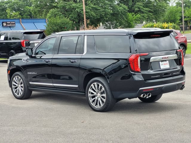 Used 2021 GMC Yukon XL Denali w/ Denali Premium Package AWD/4WD image 7