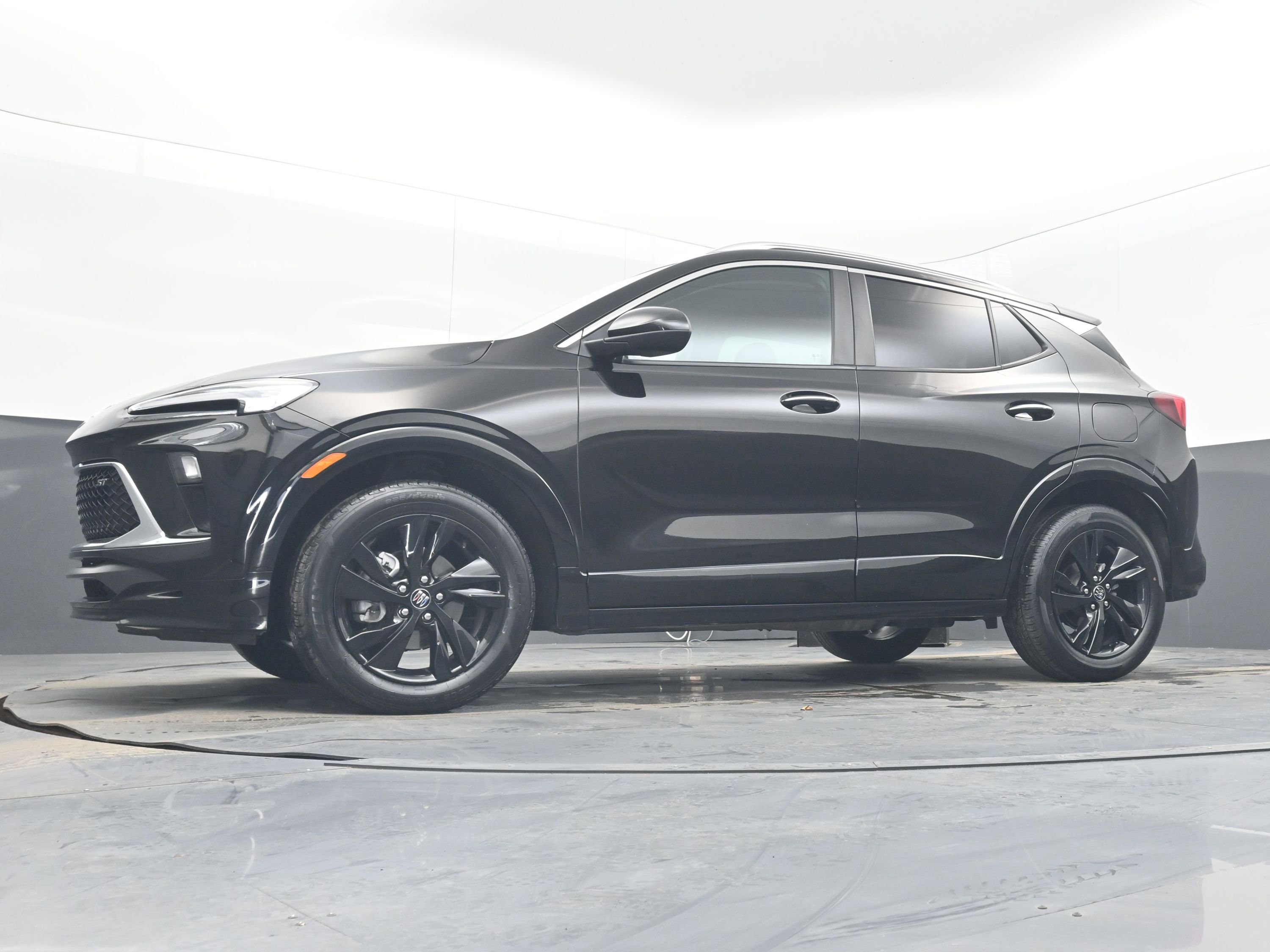 Used 2024 Buick Encore GX Sport Touring image 26