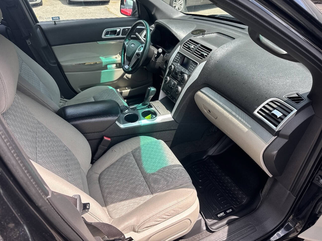 Used 2012 Ford Explorer XLT AWD/4WD image 15