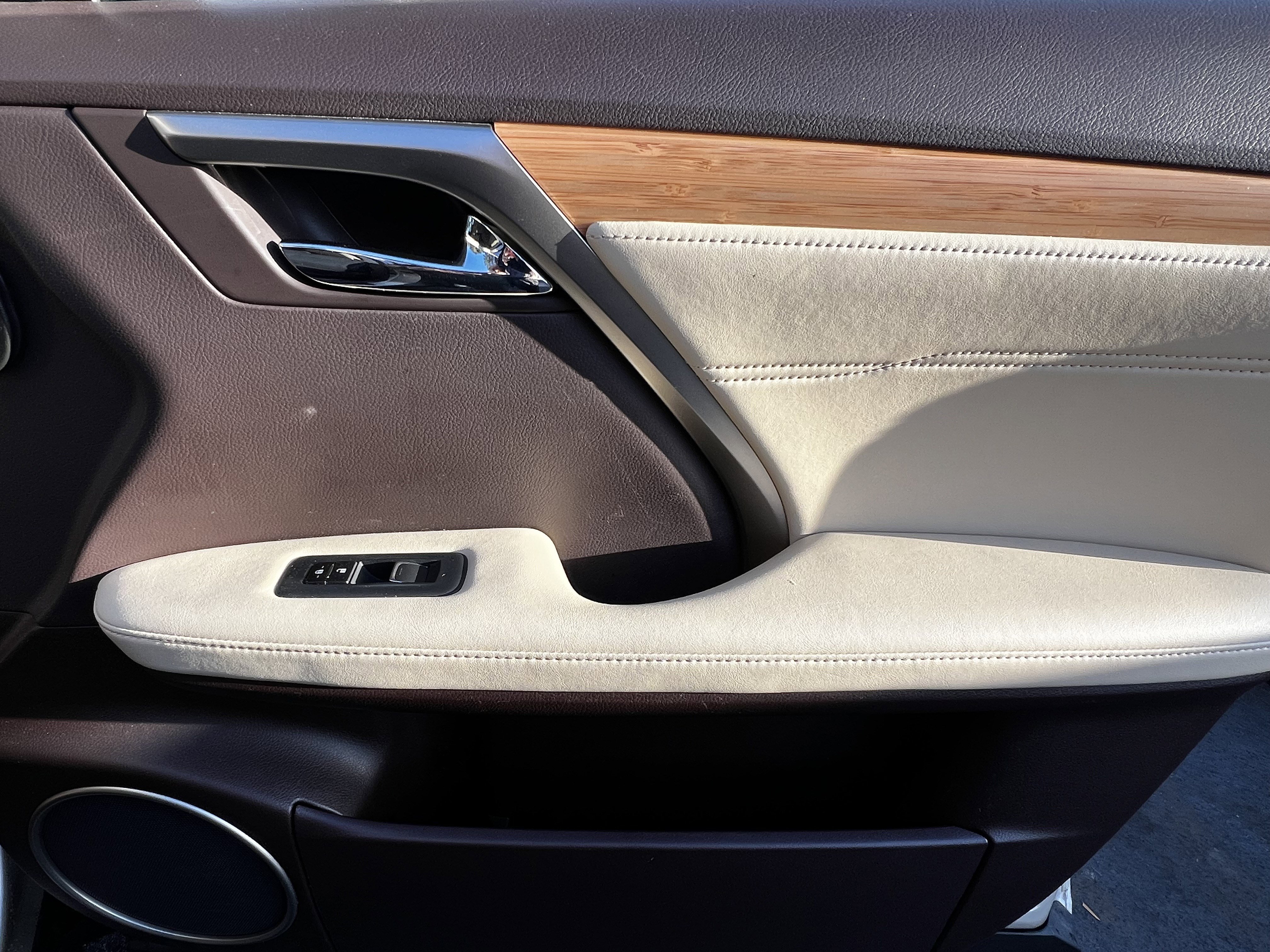 Used 2018 Lexus RX 350L image 43