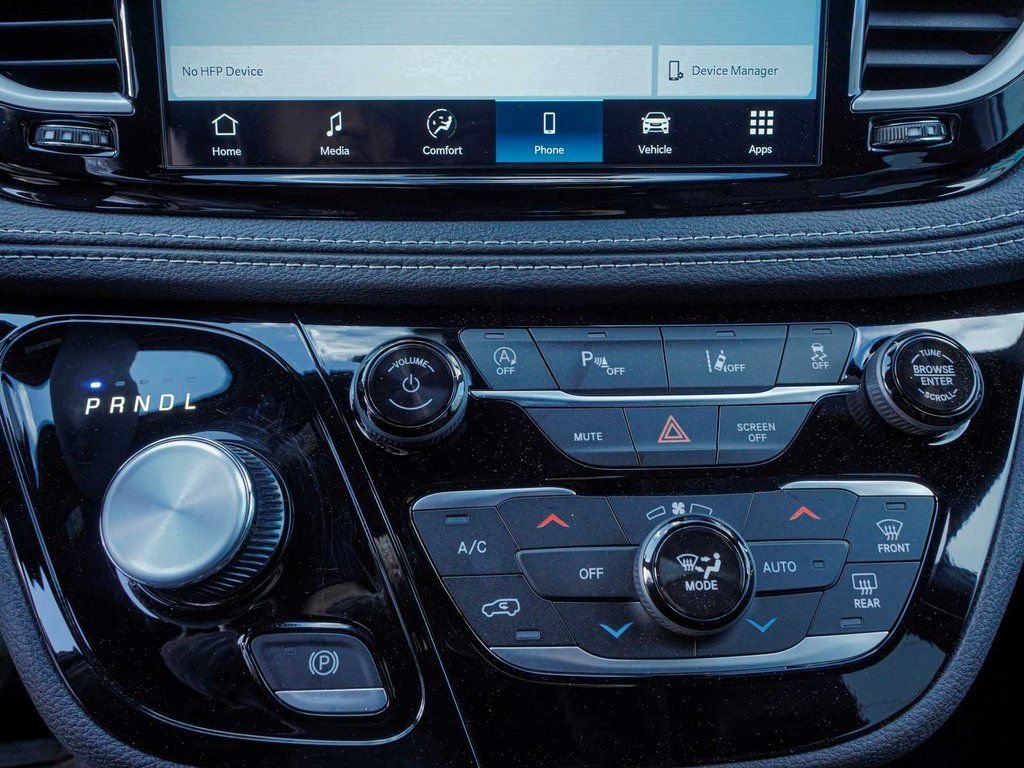 New 2026 Chrysler Pacifica Select FWD image 23