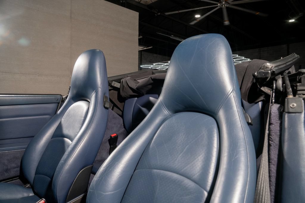Used 1995 Porsche 911 Cabriolet image 33