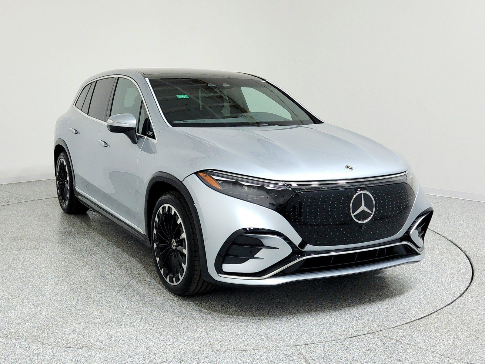 New 2026 Mercedes-Benz EQS 400 4MATIC SUV image 3