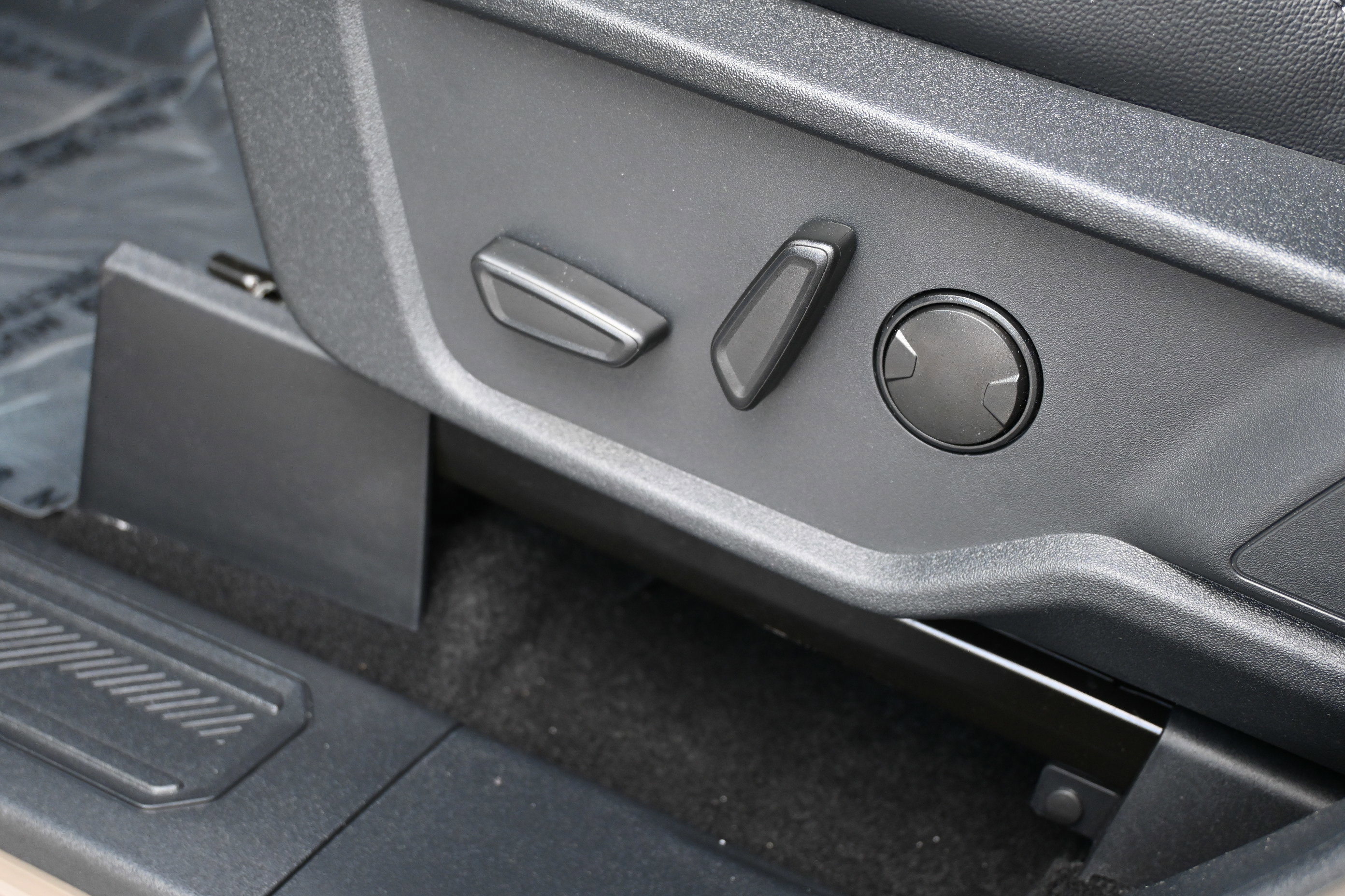 New 2026 Ford Bronco Outer Banks image 34