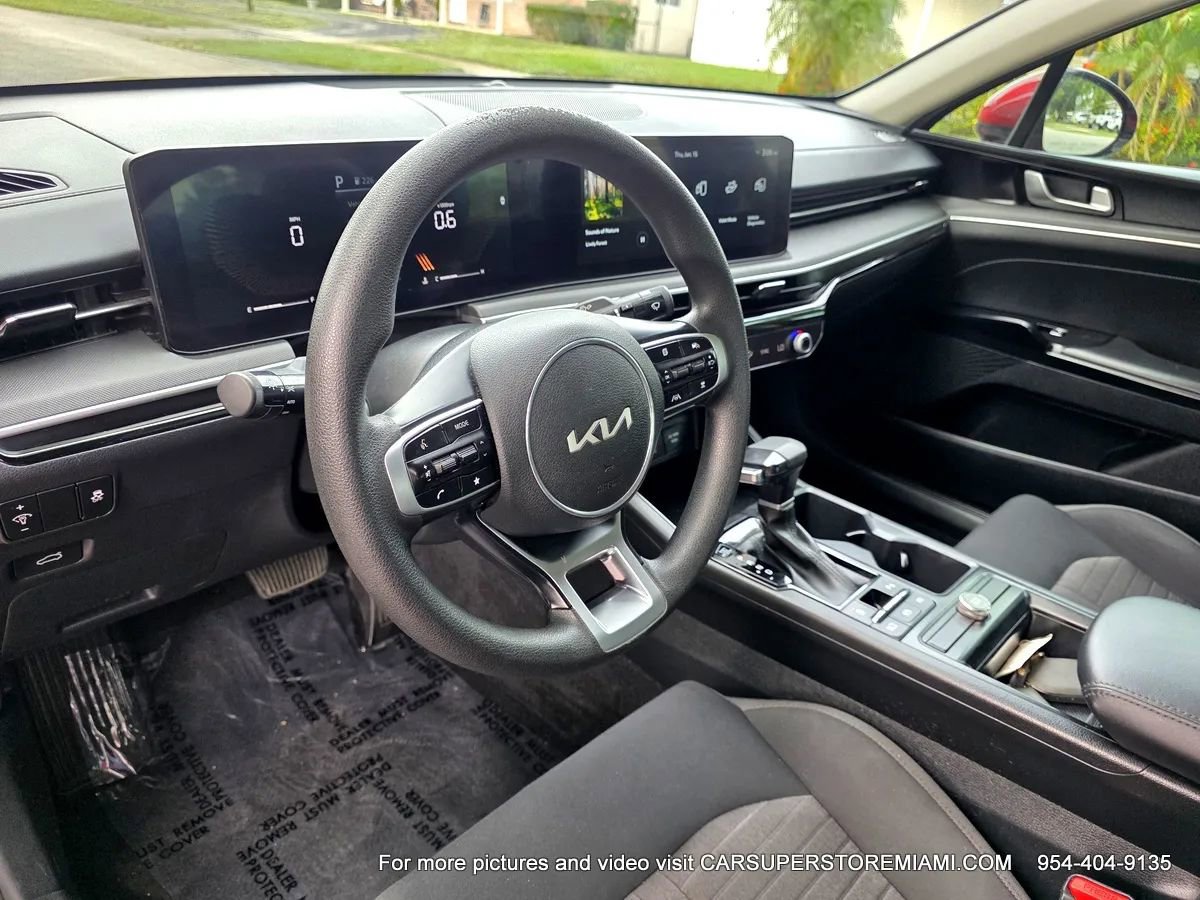 Used 2025 Kia K5 LXS image 23