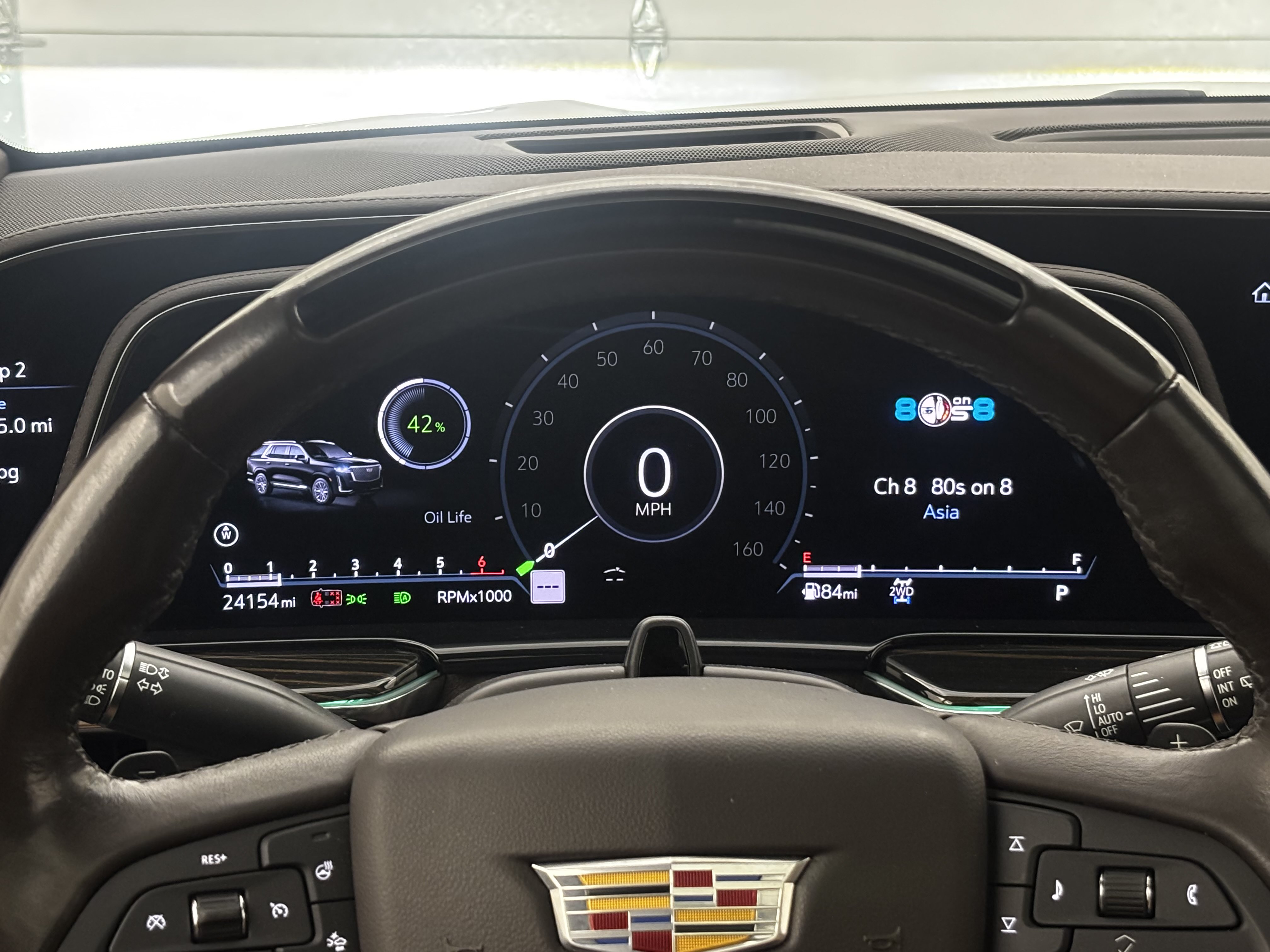 Used 2024 Cadillac Escalade Premium Luxury w/ Performance Package AWD/4WD image 13