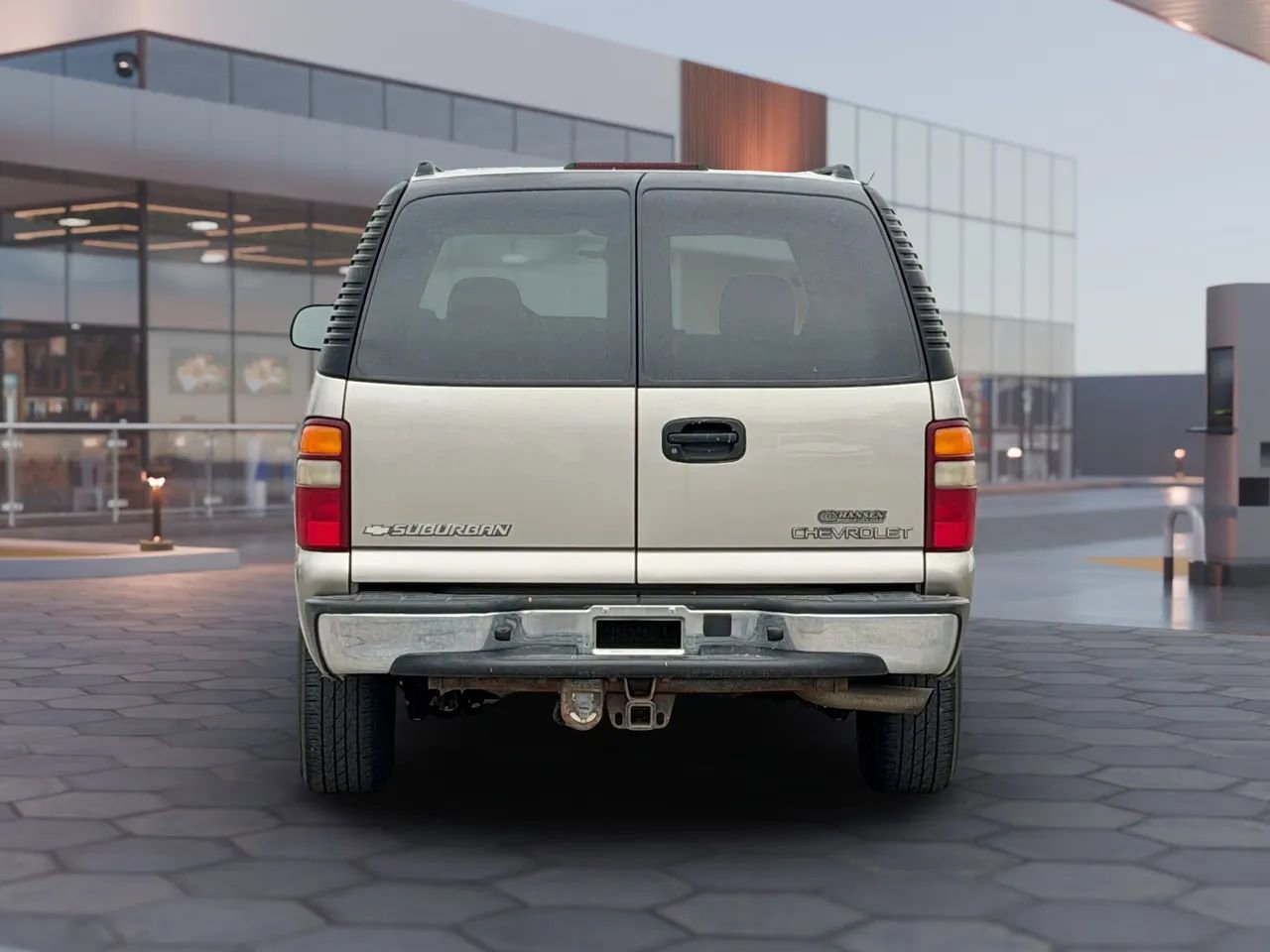 Used 2003 Chevrolet Suburban LS w/ LS Preferred Equipment Group image 9