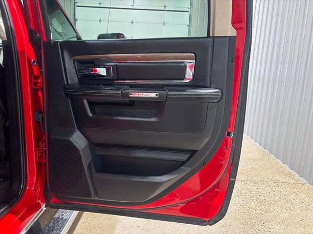 Used 2016 RAM 2500 Laramie w/ Convenience Group image 25
