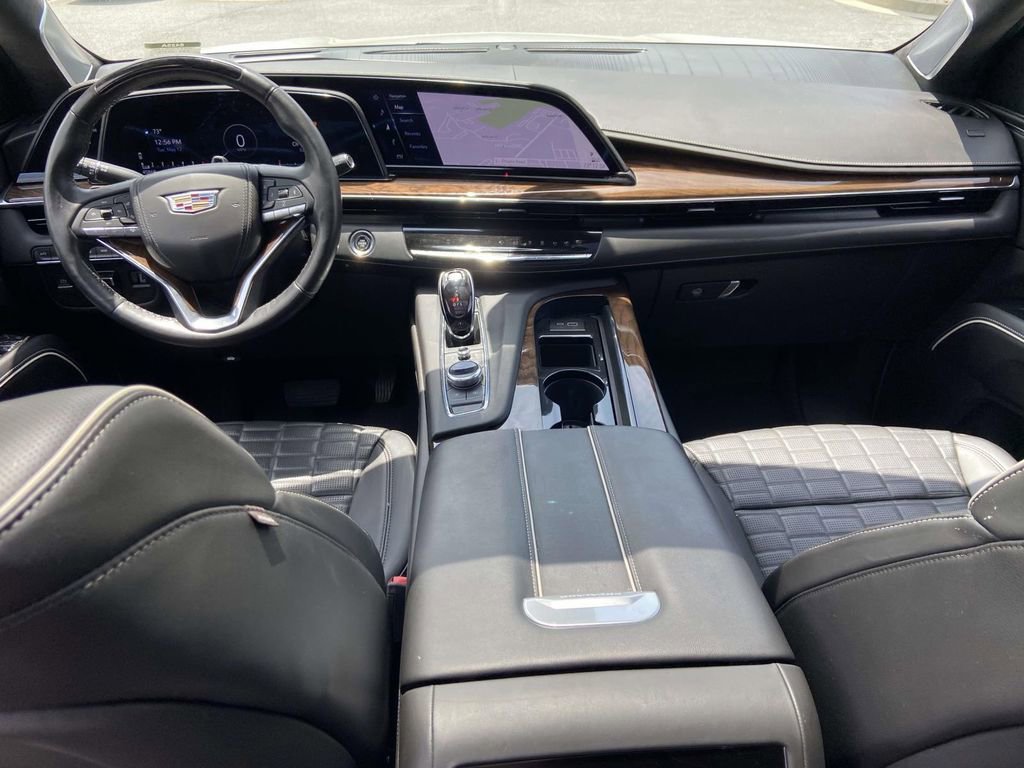 Certified 2023 Cadillac Escalade ESV Sport Platinum w/ LPO, ONYX Package AWD/4WD image 17