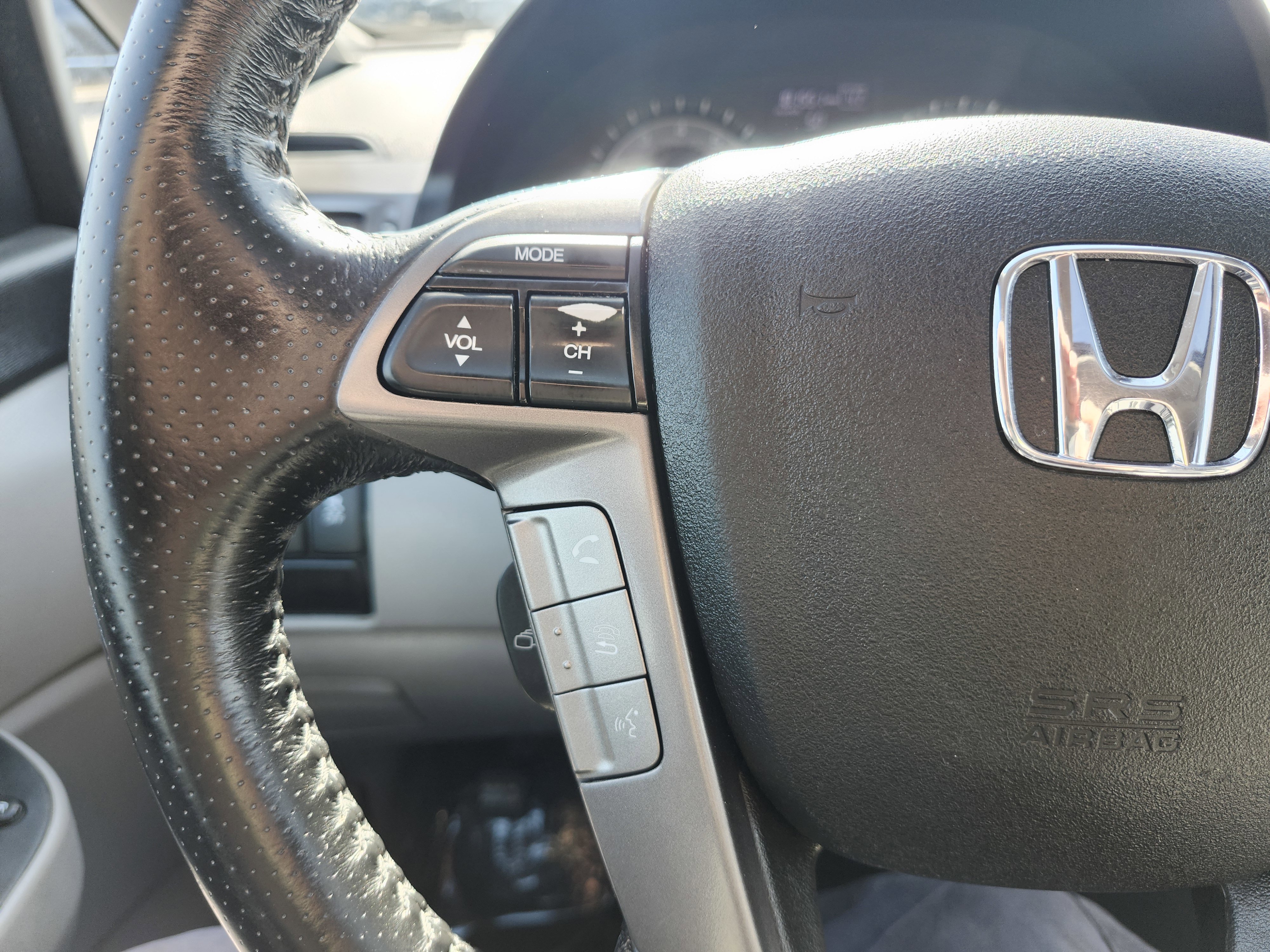 Used 2014 Honda Odyssey EX-L image 35