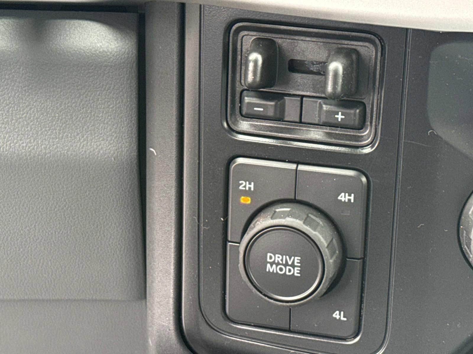 New 2026 Ford F350 4x4 SuperCab DRW Super Duty image 17