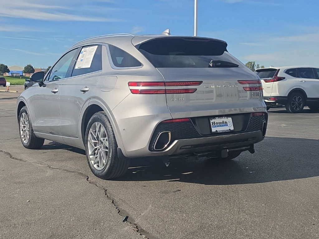 Used 2023 Genesis GV70 2.5T w/ Advanced Package AWD/4WD image 5