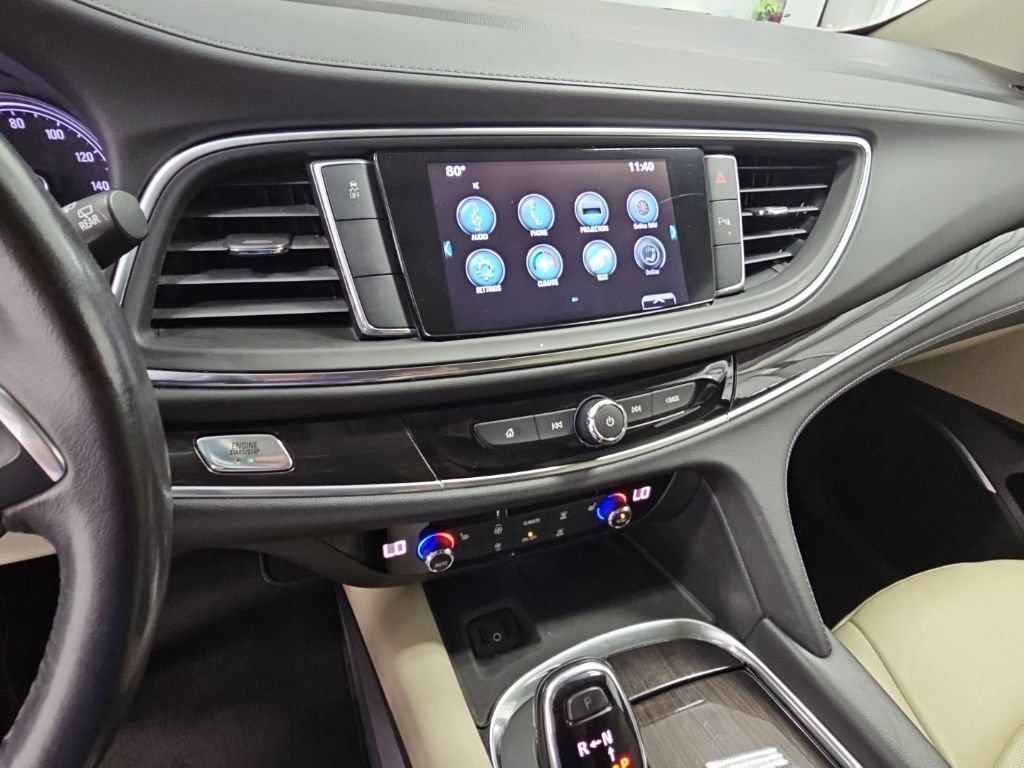 Used 2019 Buick Enclave Essence FWD image 13