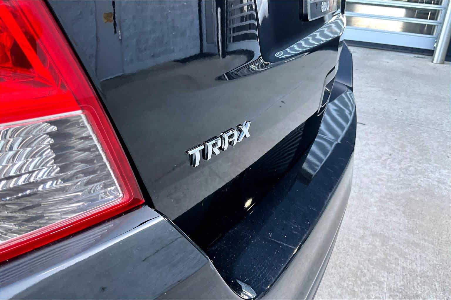 Used 2019 Chevrolet Trax LS w/ Tint and Cruise Package FWD image 28