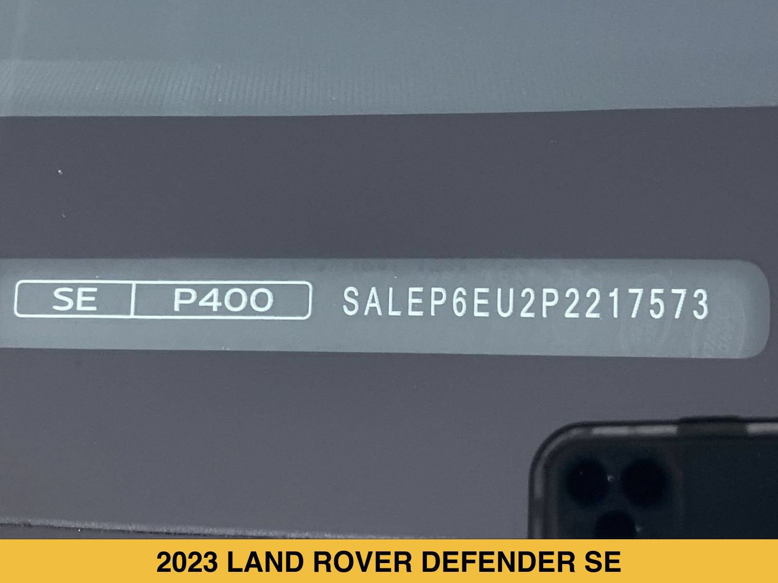 Used 2023 Land Rover Defender 90 SE AWD/4WD image 18