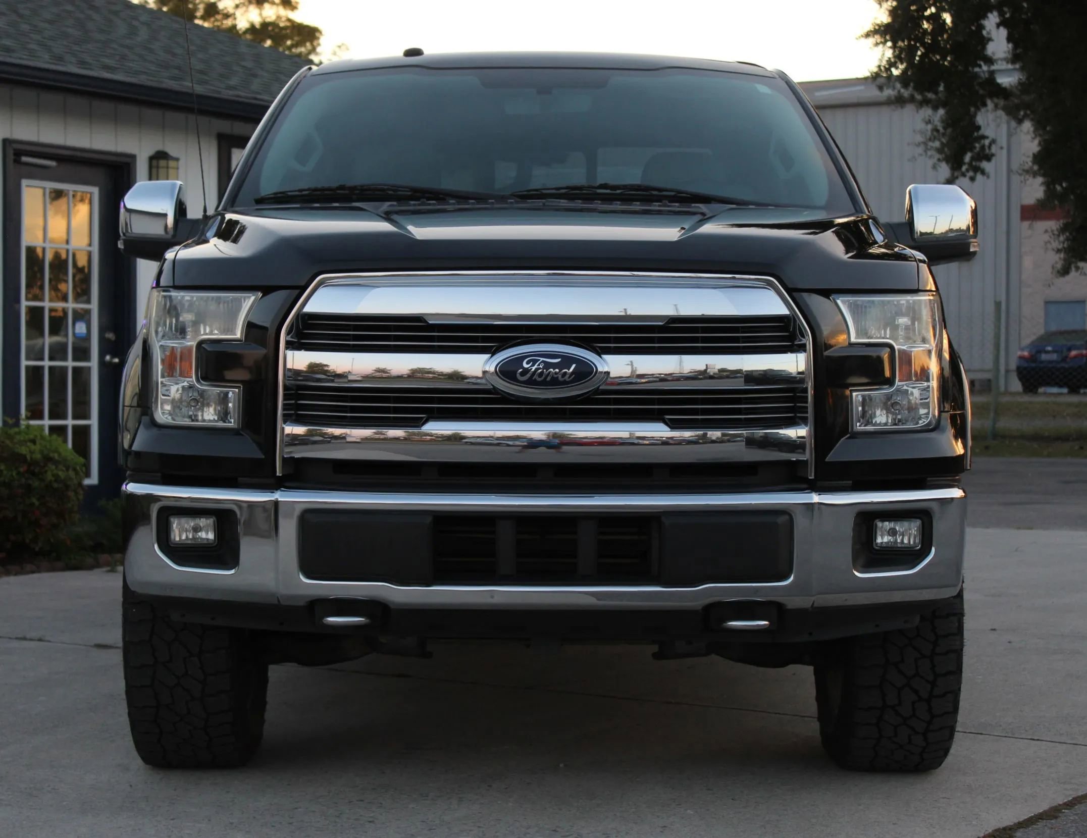 Used 2017 Ford F150 Lariat image 8