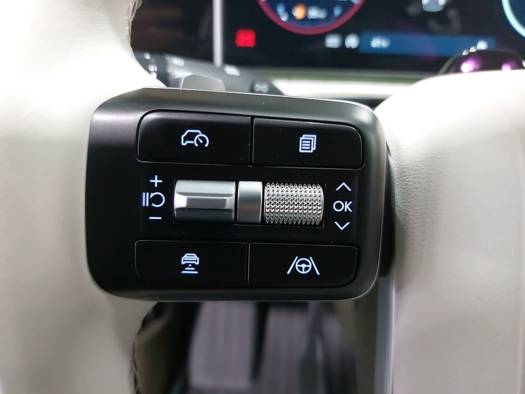 Certified 2025 Hyundai Santa Fe Calligraphy image 17