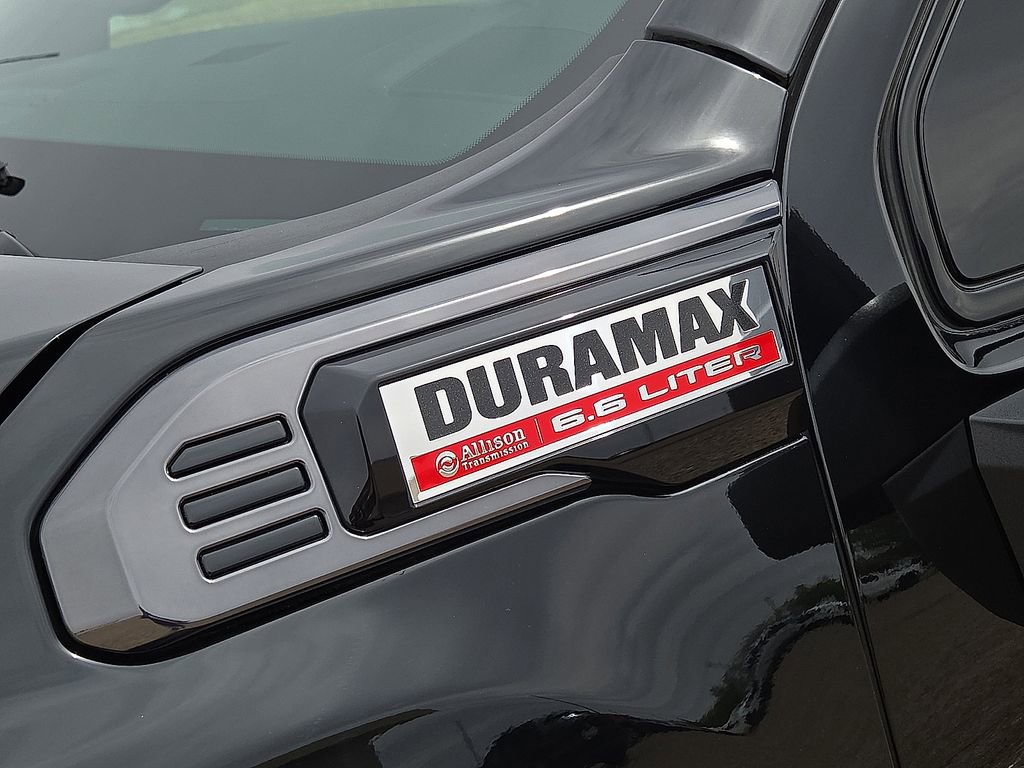 Used 2025 GMC Sierra 2500 AT4 w/ AT4 Preferred Package image 11