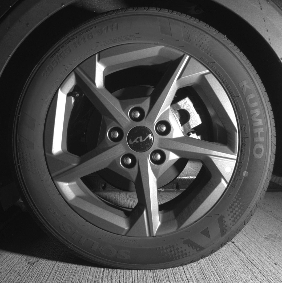Used 2025 Kia K4 LXS image 14