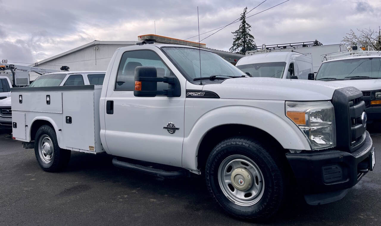 Used 2014 Ford F250 XL w/ Power Equipment Group image 7