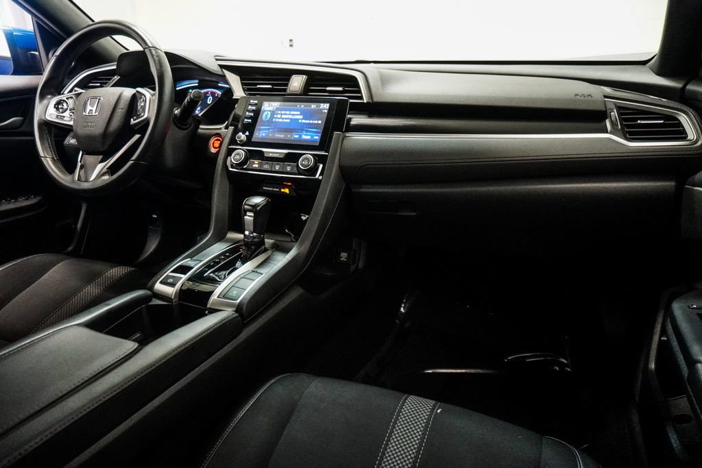 Used 2019 Honda Civic Sport image 10