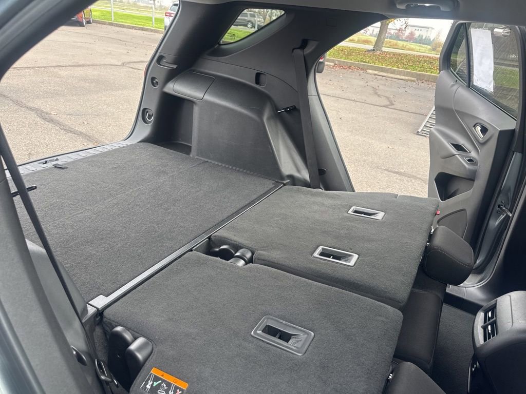 Used 2024 Chevrolet Equinox LT image 18